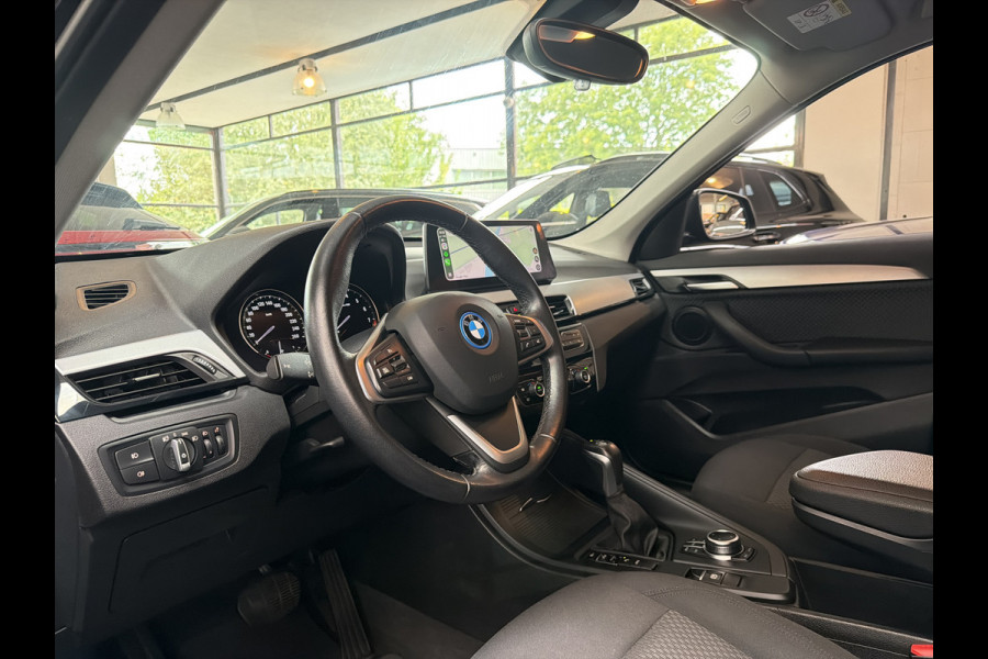 BMW X1 xDrive25e Executive CAMERA/NAVI/HEAD-UP