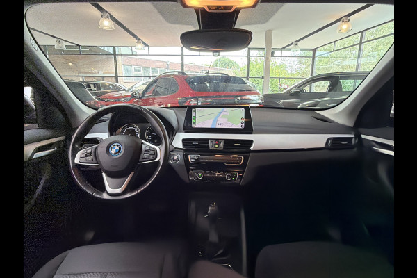 BMW X1 xDrive25e Executive CAMERA/NAVI/HEAD-UP