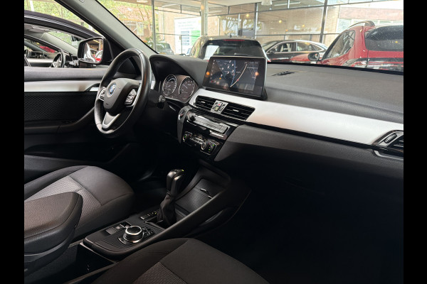 BMW X1 xDrive25e Executive CAMERA/NAVI/HEAD-UP