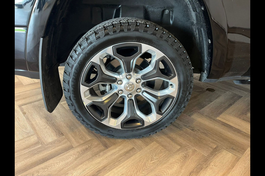 Dodge Ram 1500 5.7 V8 4x4 Crew Cab Longhorn|NAP|HUD|PANO|LUCHTVERING|