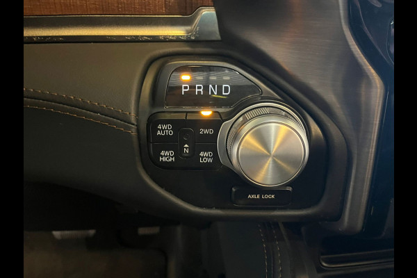Dodge Ram 1500 5.7 V8 4x4 Crew Cab Longhorn|NAP|HUD|PANO|LUCHTVERING|