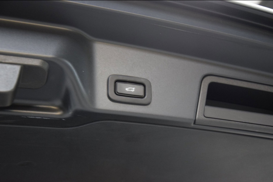 Land Rover Range Rover Evoque 2.0 P200 AWD R-Dynamic Navi|Panoramadak|Leder|Head-up|200pk!|Org.NL|ACC|Dealer Onderhouden