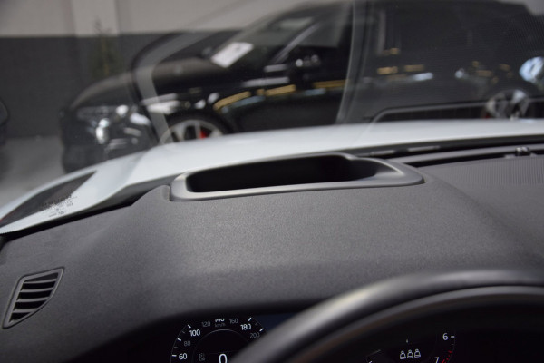 Land Rover Range Rover Evoque 2.0 P200 AWD R-Dynamic Navi|Panoramadak|Leder|Head-up|200pk!|Org.NL|ACC|Dealer Onderhouden
