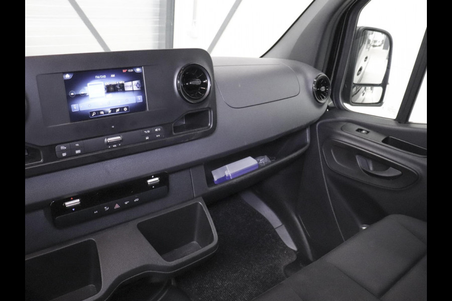 Mercedes-Benz Sprinter 315 1.9 CDI L2H2 RWD Automaat Airco Navigatie Camera Cruisecontrol 3Zits Electra pakket DAB