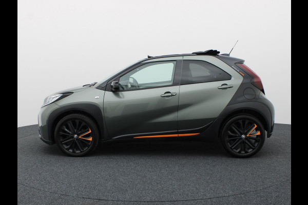 Toyota Aygo X 1.0 VVT-i S-CVT Limited | Vouwdak | Keyless | JBL | Stoel verw. | Camera | Prijs Rijklaar!!