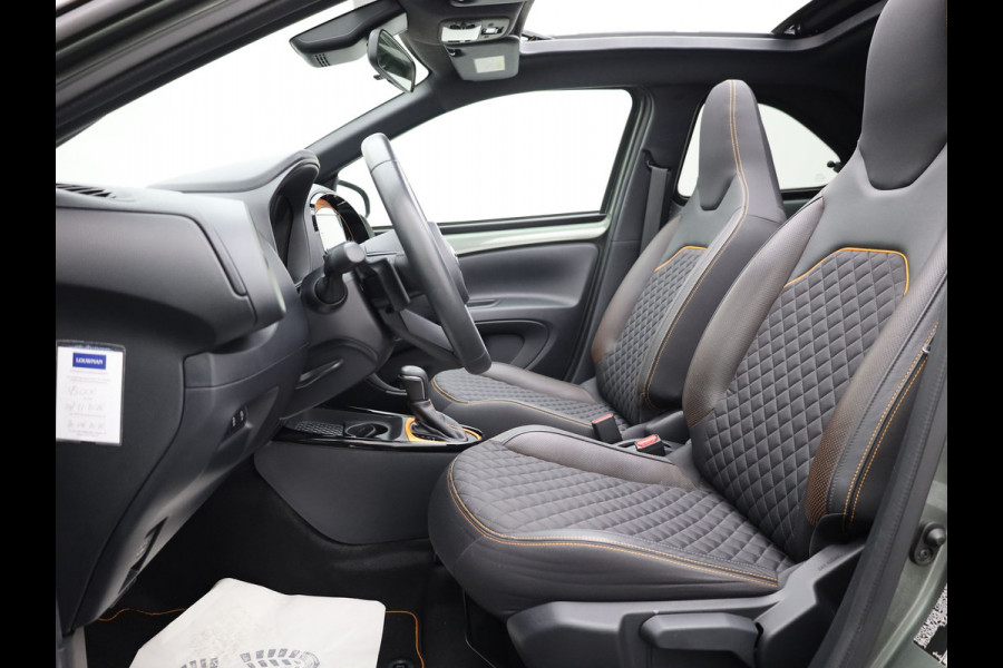 Toyota Aygo X 1.0 VVT-i S-CVT Limited | Vouwdak | Keyless | JBL | Stoel verw. | Camera | Prijs Rijklaar!!