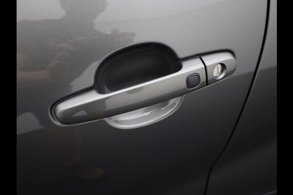 Toyota Aygo X 1.0 VVT-i S-CVT Limited | Vouwdak | Keyless | JBL | Stoel verw. | Camera | Prijs Rijklaar!!