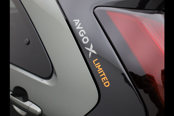 Toyota Aygo X 1.0 VVT-i S-CVT Limited | Vouwdak | Keyless | JBL | Stoel verw. | Camera | Prijs Rijklaar!!