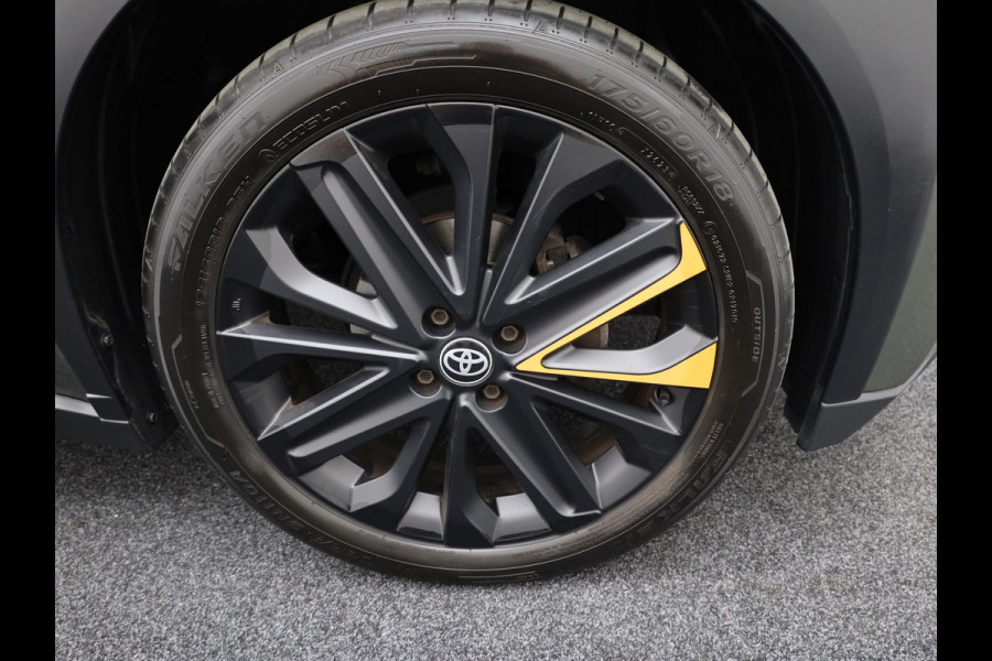 Toyota Aygo X 1.0 VVT-i S-CVT Limited | Vouwdak | Keyless | JBL | Stoel verw. | Camera | Prijs Rijklaar!!