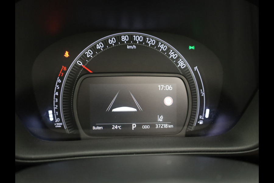 Toyota Aygo X 1.0 VVT-i S-CVT Limited | Vouwdak | Keyless | JBL | Stoel verw. | Camera | Prijs Rijklaar!!