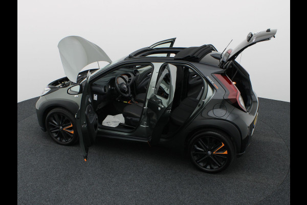 Toyota Aygo X 1.0 VVT-i S-CVT Limited | Vouwdak | Keyless | JBL | Stoel verw. | Camera | Prijs Rijklaar!!