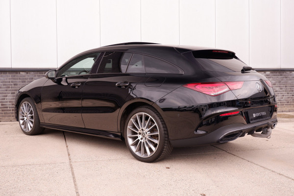 Mercedes-Benz CLA-Klasse Shooting Brake 250 e AMG Line | Panoramadak | Elek. Trekhaak | Sfeerverlichting | Widescreen | Carplay | LED