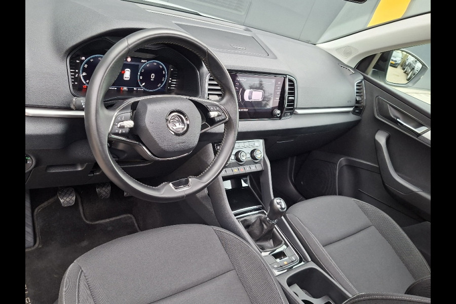 Škoda Karoq 1.0 TSI Ambition * Panoramadak * Camera * Adaptieve Cruise Control *