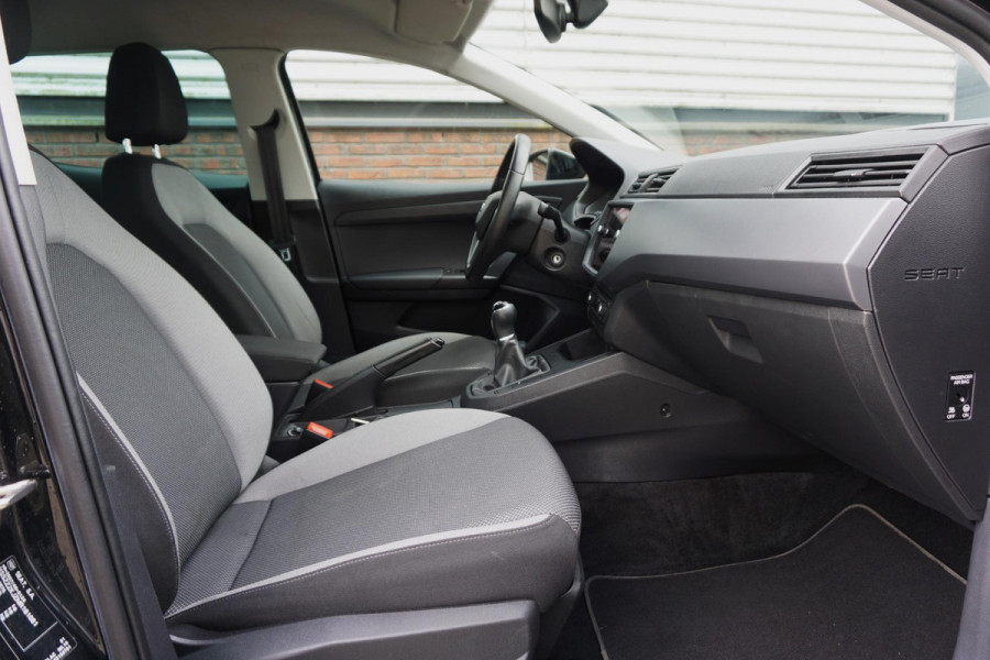 Seat Ibiza 1.0 TSI Style Business Intense/CARPLAY/CAMERA!