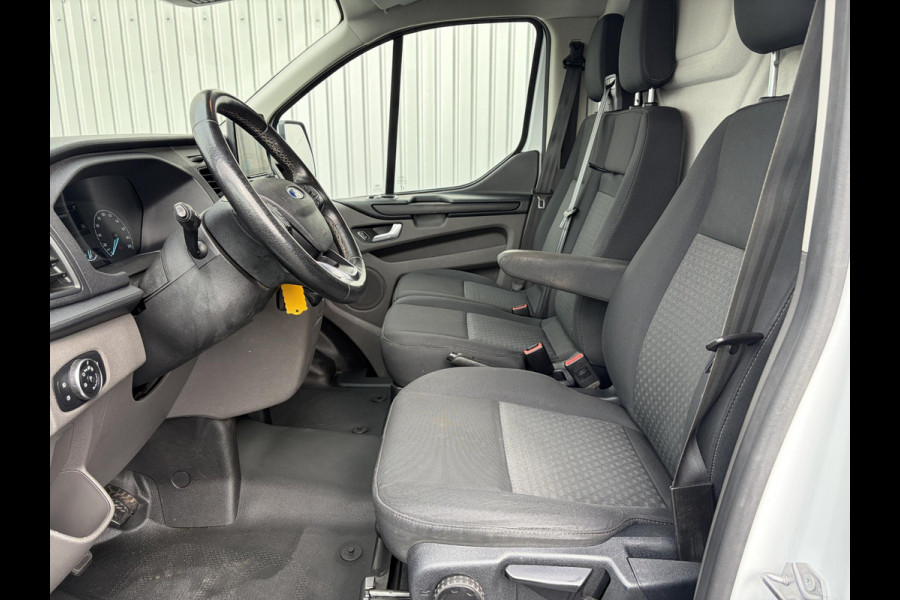 Ford Transit Custom 280 2.0 TDCI L1H1*NAVI*HAAK*CAM*CRUISE*A/C*TEL*3P