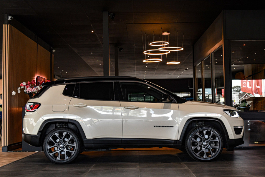 Jeep Compass 4xe 240 Plug-in Hybrid Electric S, [SOH 97%], Leder, Memory, Camera, Stoelvent, Alpine, Keyless!