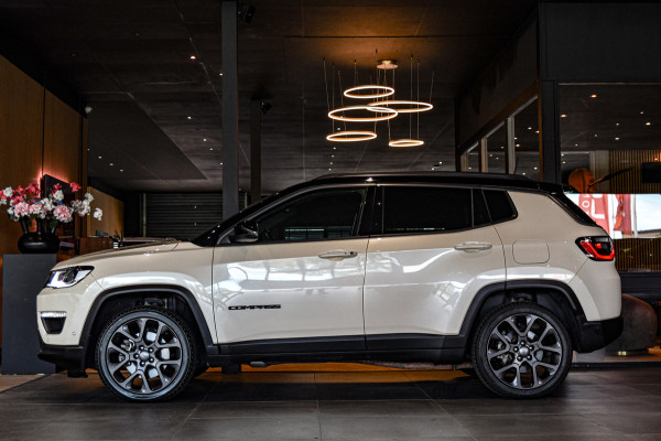 Jeep Compass 4xe 240 Plug-in Hybrid Electric S, [SOH 97%], Leder, Memory, Camera, Stoelvent, Alpine, Keyless!