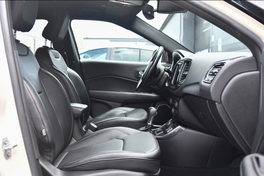 Jeep Compass 4xe 240 Plug-in Hybrid Electric S, [SOH 97%], Leder, Memory, Camera, Stoelvent, Alpine, Keyless!