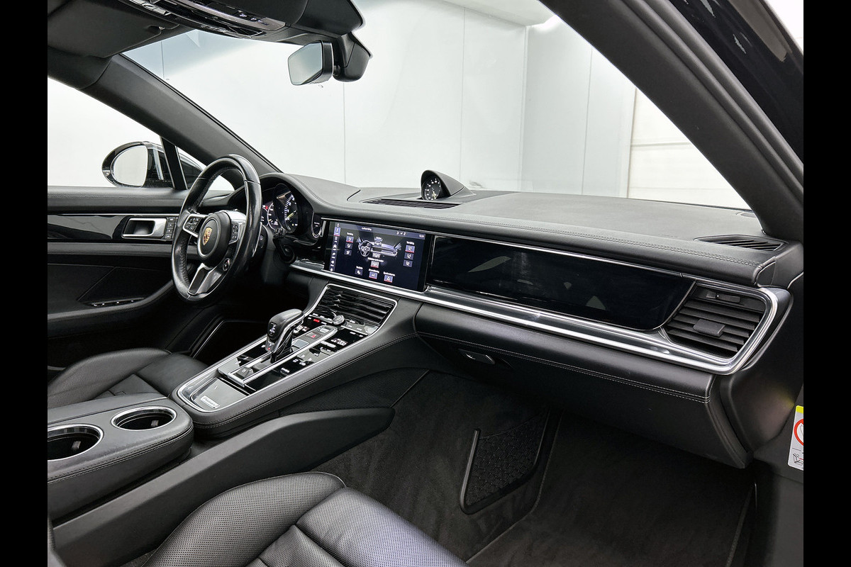 Porsche Panamera Sport 2.9 4 E-Hybrid Turismo / NL-Origineel / Adap Cruise / Panorama / Leder int. / memory seats / 21" Lmv / Apk 03-2027