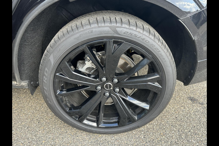 Volvo XC60 2.0 T8 Plug-in hybrid AWD Plus Black Edition VAN: 59.900,- ND: 56.877,- UW HERSTVOORDEEL: 2.023,- | TREKHAAK | DEALER ONDERHOUDEN | HEAD UP | 360CAMERA | FABR. GARANTIE! |