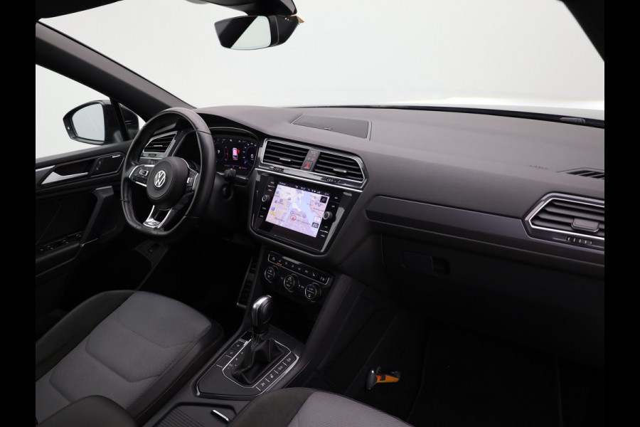 Volkswagen Tiguan Allspace 1.5 TSI Highline Business R 7p. | R-Line | Pano | 360 Camera | Keyless | Dynaudio | Trekhaak wegkl. | Prijs Rijklaar!!