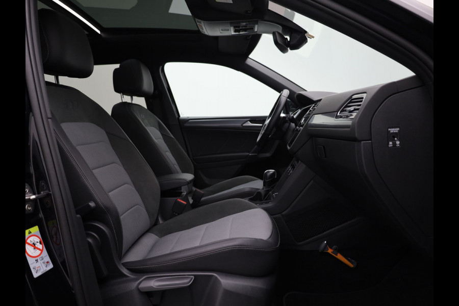 Volkswagen Tiguan Allspace 1.5 TSI Highline Business R 7p. | R-Line | Pano | 360 Camera | Keyless | Dynaudio | Trekhaak wegkl. | Prijs Rijklaar!!