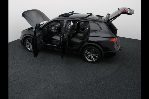 Volkswagen Tiguan Allspace 1.5 TSI Highline Business R 7p. | R-Line | Pano | 360 Camera | Keyless | Dynaudio | Trekhaak wegkl. | Prijs Rijklaar!!