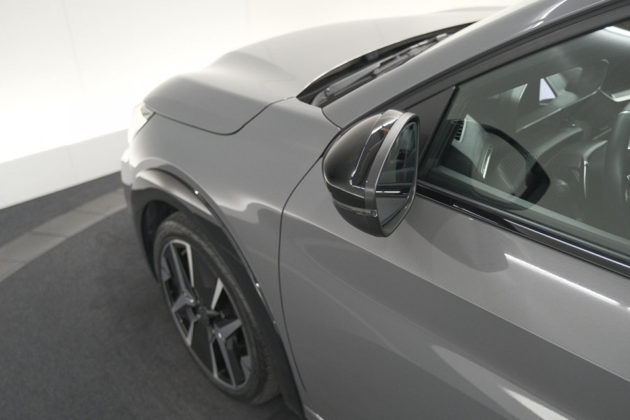 Peugeot 208 1.2 Hybrid 145 e-DCS6 GT | Alcantara Pakket | Camera | Apple Carplay | Stoelverwarming