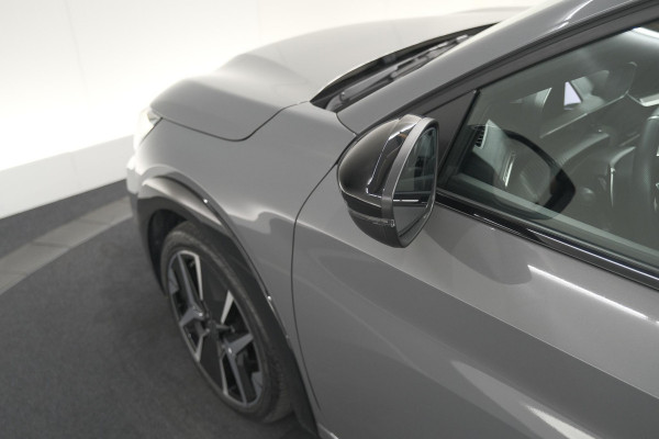 Peugeot 208 1.2 Hybrid 145 e-DCS6 GT | Alcantara Pakket | Camera | Apple Carplay | Stoelverwarming