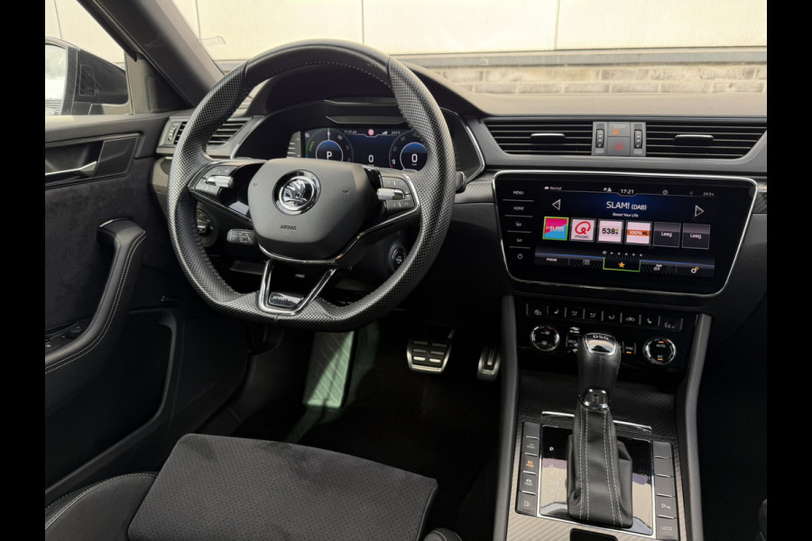 Škoda Superb Combi 1.4 TSI iV Sportline Business | Elek. Trekhaak | Memory | Sfeerverlichting | Carplay | Navi |