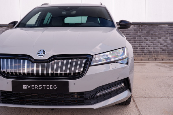 Škoda Superb Combi 1.4 TSI iV Sportline Business | Elek. Trekhaak | Memory | Sfeerverlichting | Carplay | Navi |