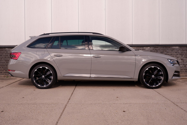 Škoda Superb Combi 1.4 TSI iV Sportline Business | Elek. Trekhaak | Memory | Sfeerverlichting | Carplay | Navi |