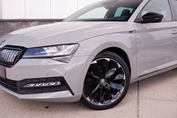 Škoda Superb Combi 1.4 TSI iV Sportline Business | Elek. Trekhaak | Memory | Sfeerverlichting | Carplay | Navi |
