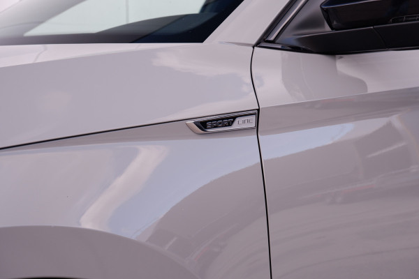 Škoda Superb Combi 1.4 TSI iV Sportline Business | Elek. Trekhaak | Memory | Sfeerverlichting | Carplay | Navi |
