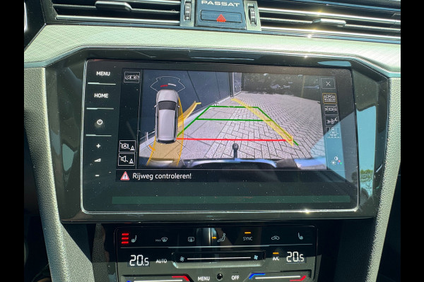 Volkswagen Passat Variant 1.4 TSI * Panoramadak * Navigatiesysteem * Trekhaak *