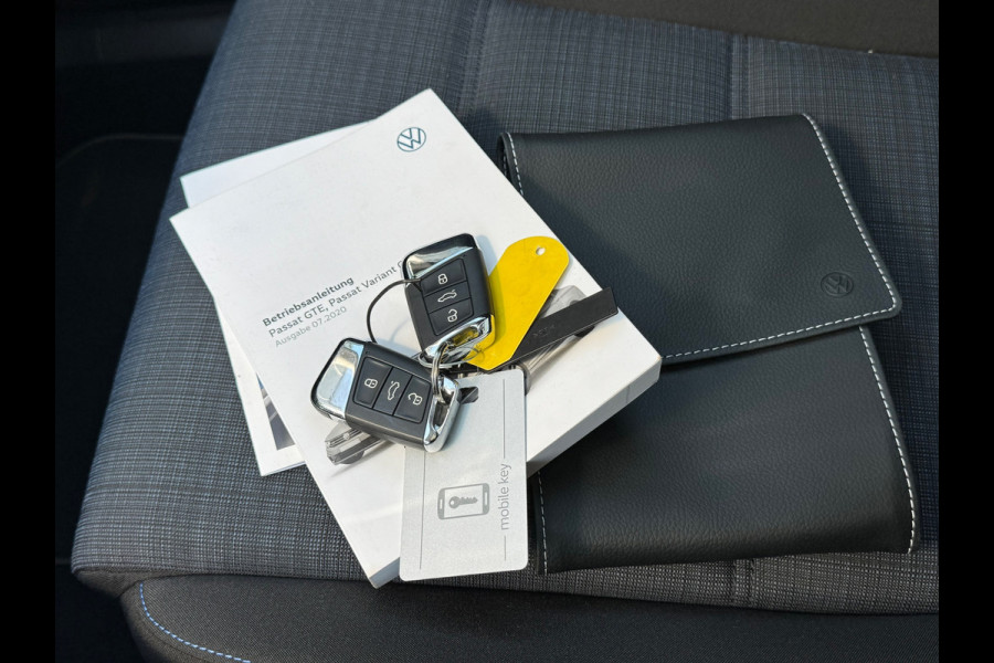 Volkswagen Passat Variant 1.4 TSI * Panoramadak * Navigatiesysteem * Trekhaak *
