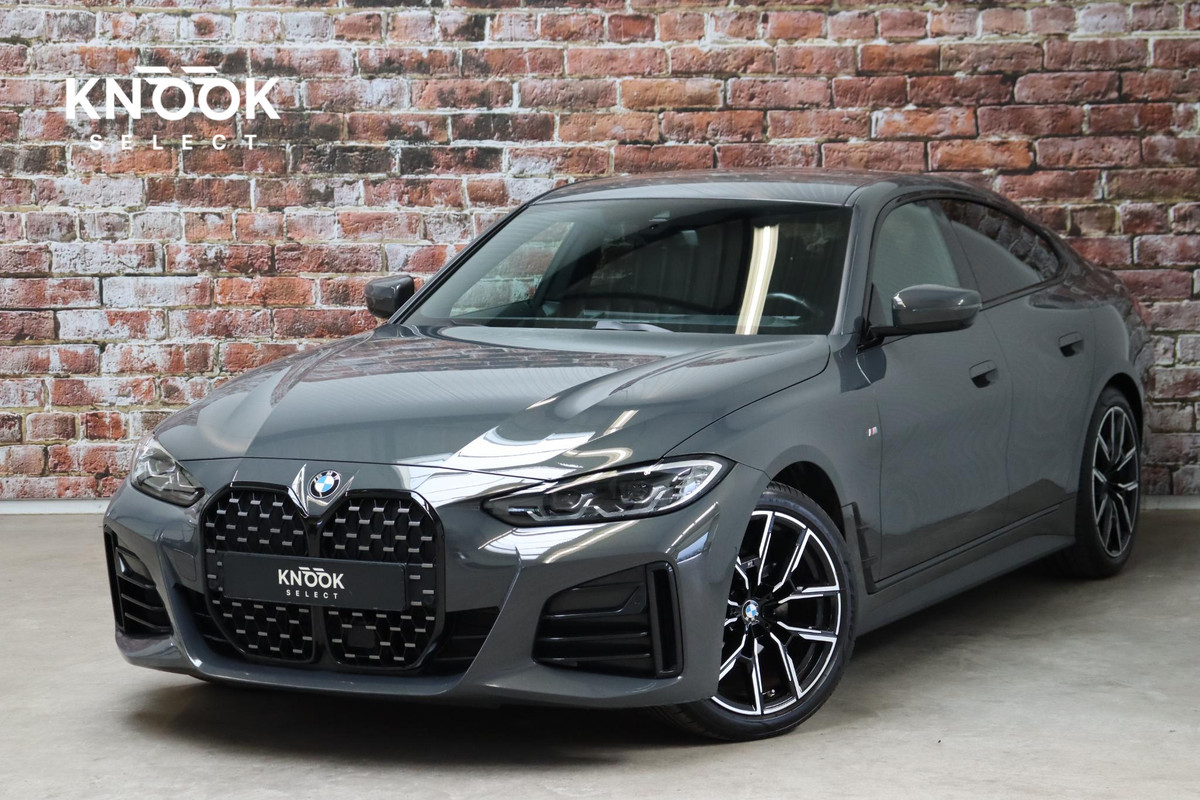 BMW 4 Serie Gran Coupé 420i High Executive M Sport Pakket Automaat / Widescreen Display / Adaptieve Cruise Control / Leder / 19 Inch / Head-Up Display / Shadow Line / Hifi / Stoelverwarming / Extra Getint Glas / Achteruitrijcamera