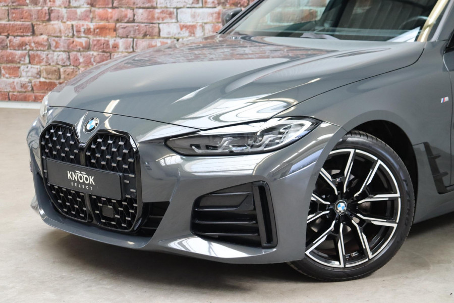 BMW 4 Serie Gran Coupé 420i High Executive M Sport Pakket Automaat / Widescreen Display / Adaptieve Cruise Control / Leder / 19 Inch / Head-Up Display / Shadow Line / Hifi / Stoelverwarming / Extra Getint Glas / Achteruitrijcamera