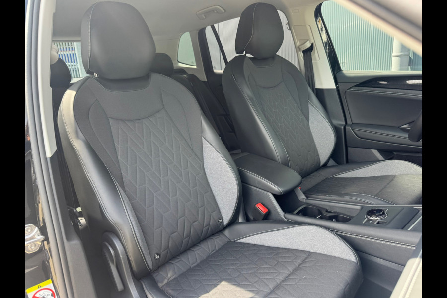 Volkswagen Tiguan 1.5 eTSI 'Goal' * TREKHAAK * 360Gr camera * Sideassistent * Navigatiesysteem *
