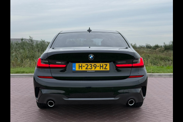 BMW 3-serie 320i High Executive / M Sport / Leder / 20inch M-Performance / 256PK Mosselman