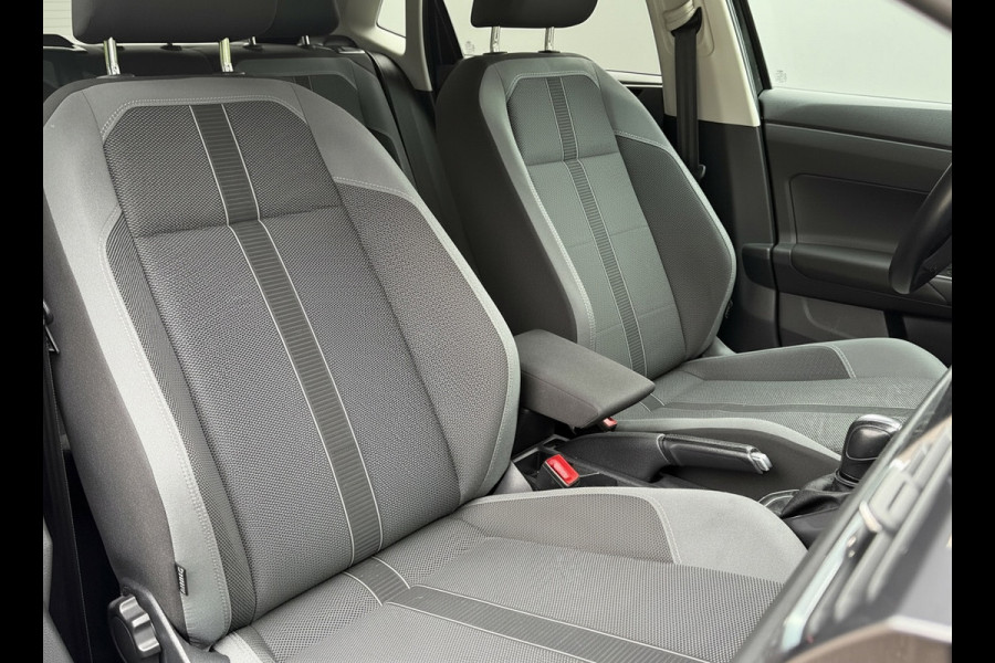 Volkswagen Polo 1.0 TSI AUTOMAAT Highline Business, digitaal cockpit, climaat controle, navigatie, 16 inch, extra getint glas