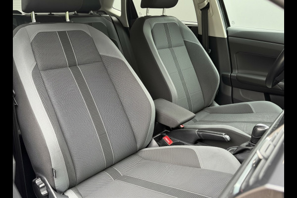 Volkswagen Polo 1.0 TSI AUTOMAAT Highline Business, digitaal cockpit, climaat controle, navigatie, 16 inch, extra getint glas