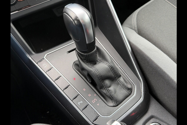 Volkswagen Polo 1.0 TSI AUTOMAAT Highline Business, digitaal cockpit, climaat controle, navigatie, 16 inch, extra getint glas