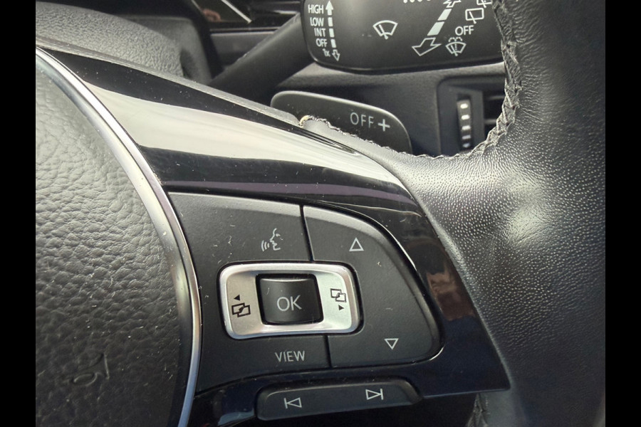 Volkswagen Polo 1.0 TSI AUTOMAAT Highline Business, digitaal cockpit, climaat controle, navigatie, 16 inch, extra getint glas