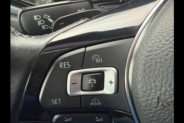 Volkswagen Polo 1.0 TSI AUTOMAAT Highline Business, digitaal cockpit, climaat controle, navigatie, 16 inch, extra getint glas