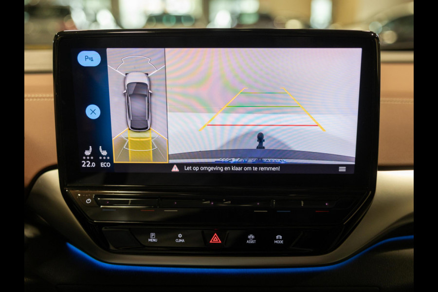 Volkswagen ID.4 Max 77 kWh SOH 91% / 204pk / Panorama dak / Trekhaak / Kuipstoelen / Elektrische stoelverstelling /