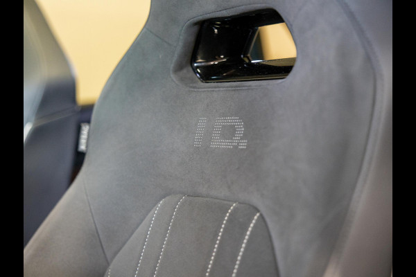 Volkswagen ID.4 Max 77 kWh SOH 91% / 204pk / Panorama dak / Trekhaak / Kuipstoelen / Elektrische stoelverstelling /