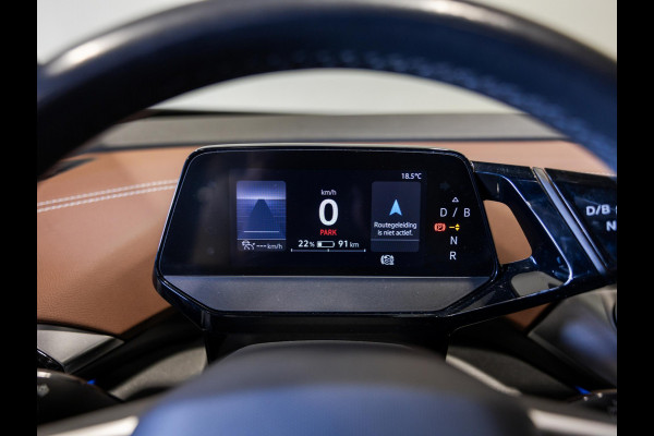 Volkswagen ID.4 Max 77 kWh SOH 91% / 204pk / Panorama dak / Trekhaak / Kuipstoelen / Elektrische stoelverstelling /