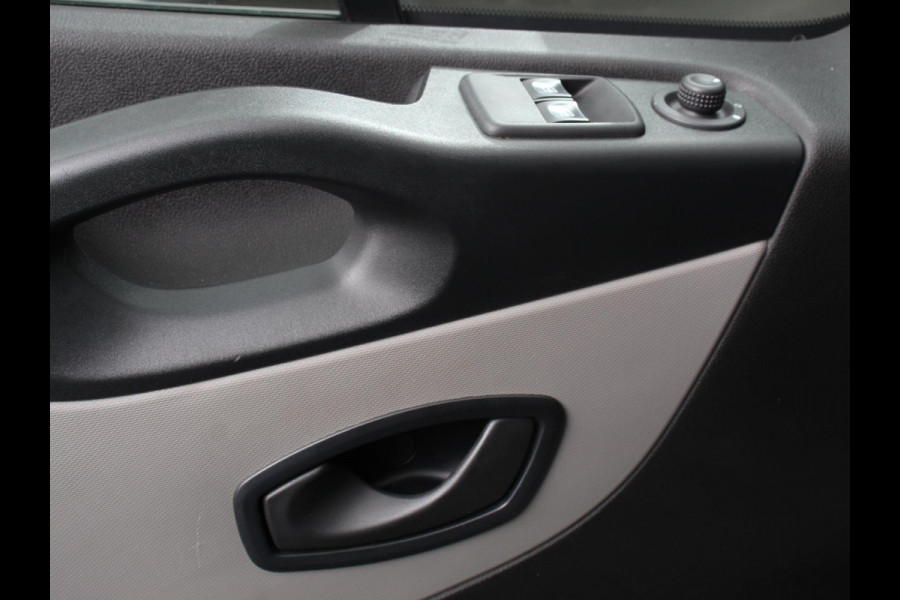 Renault Trafic Passenger 1.6 dCi Zen Energy 9persoons PERSONENBUS Prijs incl. btw/bpm  Airco Trekhaak Radio Elektrische pakket