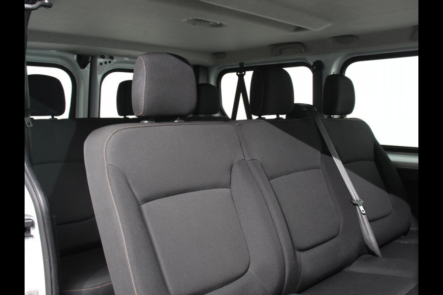 Renault Trafic Passenger 1.6 dCi Zen Energy 9persoons PERSONENBUS Prijs incl. btw/bpm  Airco Trekhaak Radio Elektrische pakket